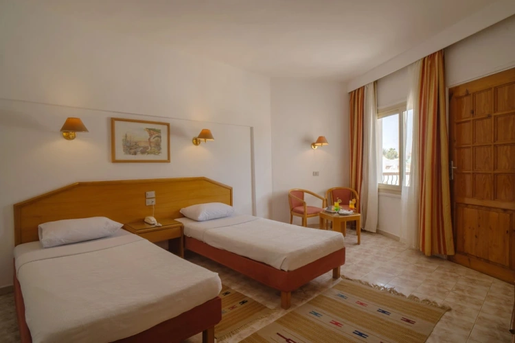 Superior Twin room with sea view