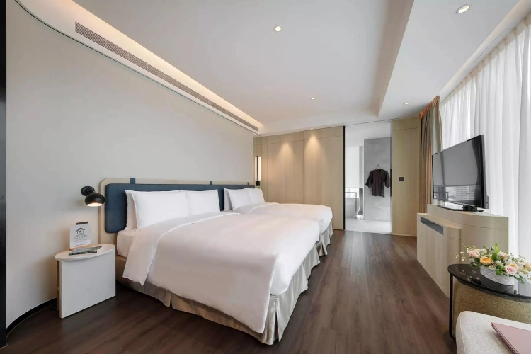 Family Twin Suite