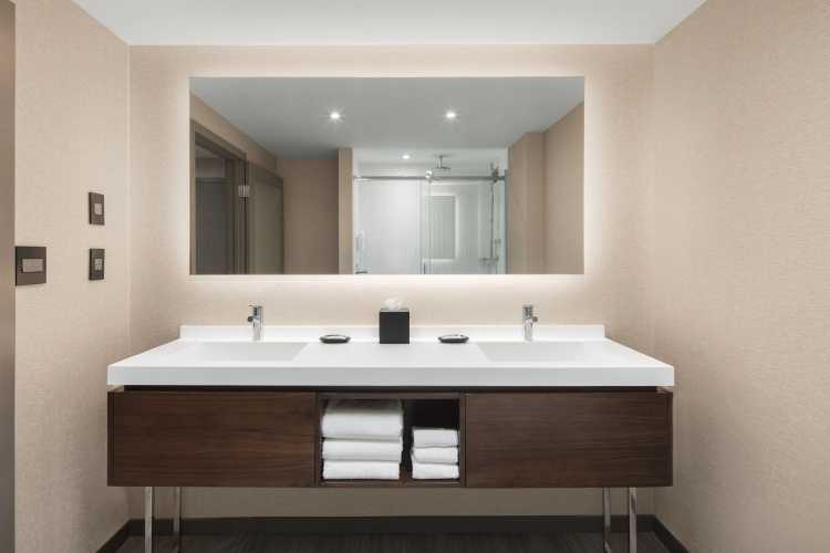 AC Hotel by Marriott Old Montreal