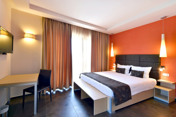 1 Bedroom Double Apartment