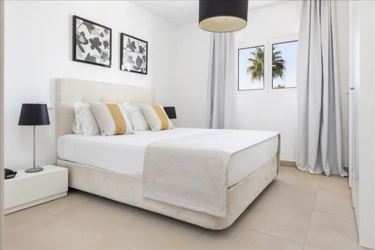 1 Bedroom Double Apartment