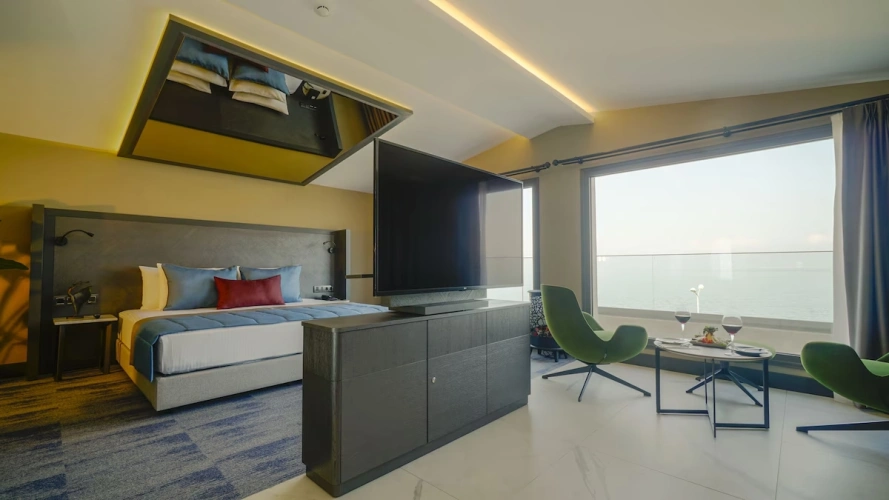 Penthouse Suite