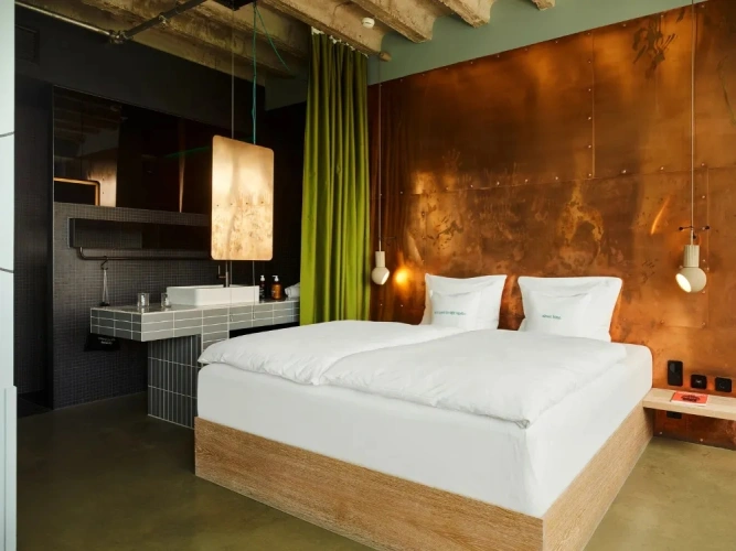 Large Urban double room