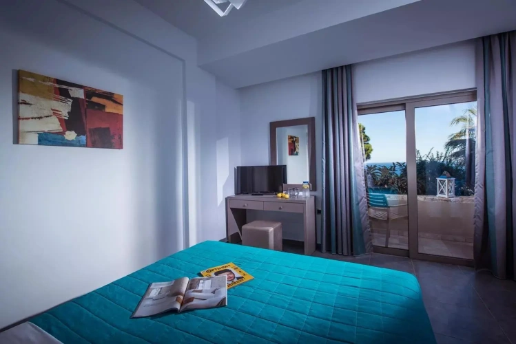 Superior Double Suite with sea view