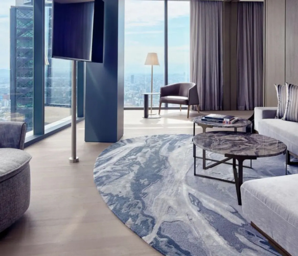 Luxury Double Club Suite with park view
