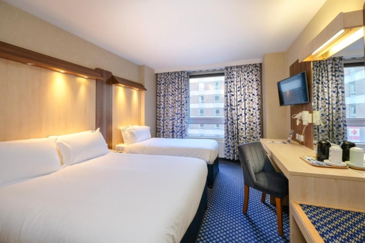 Royal National Hotel photo 24