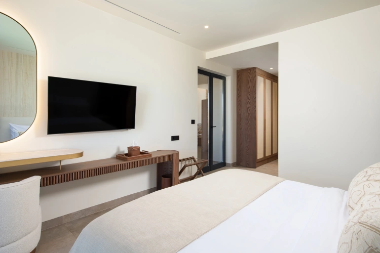 Vione Suite with Private Pool with sea view