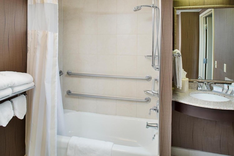Hilton Garden Inn Hartford North/Bradley Int'l Airport photo 18