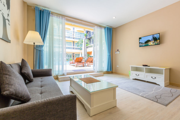 Double Suite with pool view