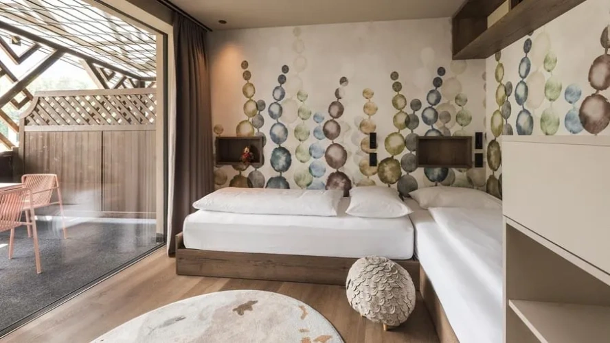 Exclusive Grand Quadruple Suite