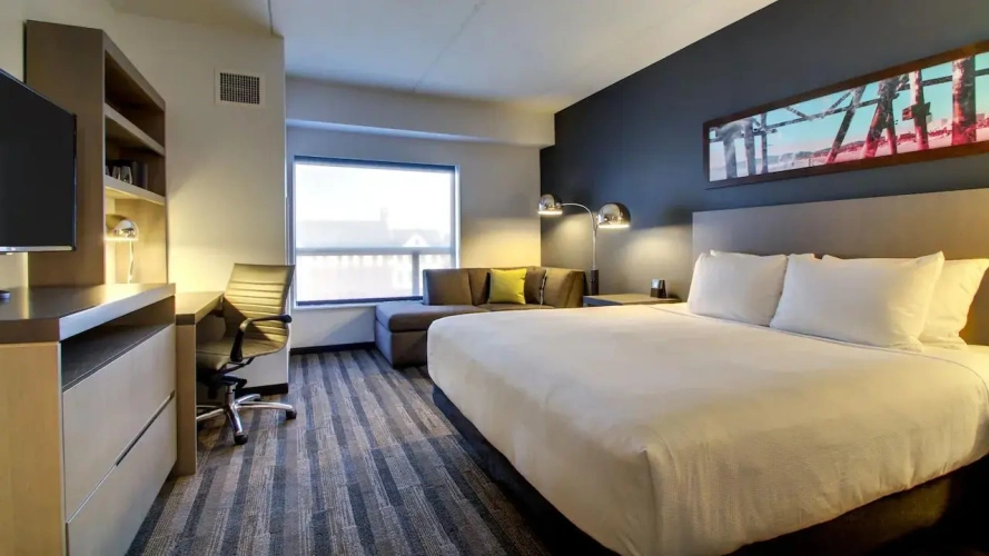 1 Bedroom Accessible Double Kitchen Suite