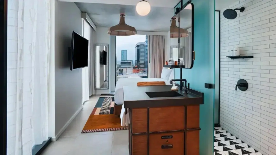 Corner Double room