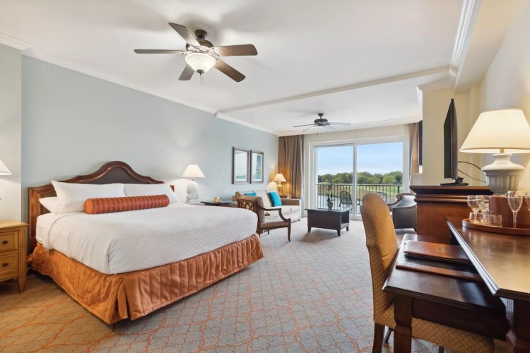 Club Double Suite