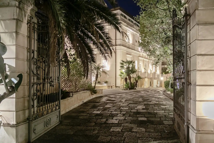 UNA Hotels One Catania Wellness & SPA