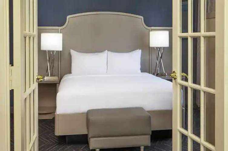 2 Bedrooms Double Suite