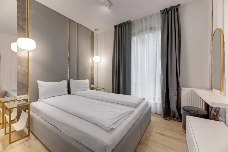 1 Bedroom Garden Double Apartment