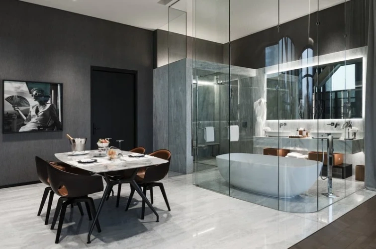 Alexander Suite