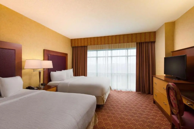 Embassy Suites by Hilton Charlotte Concord Golf Resort & Spa photo 11
