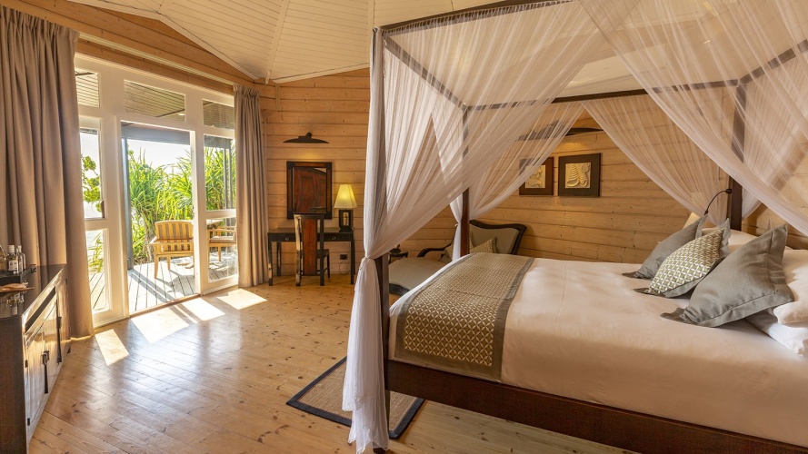 Jacuzzi Double Beach Villa Adults Only