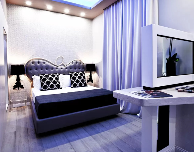 Honeymoon Double Suite with Spa Bath