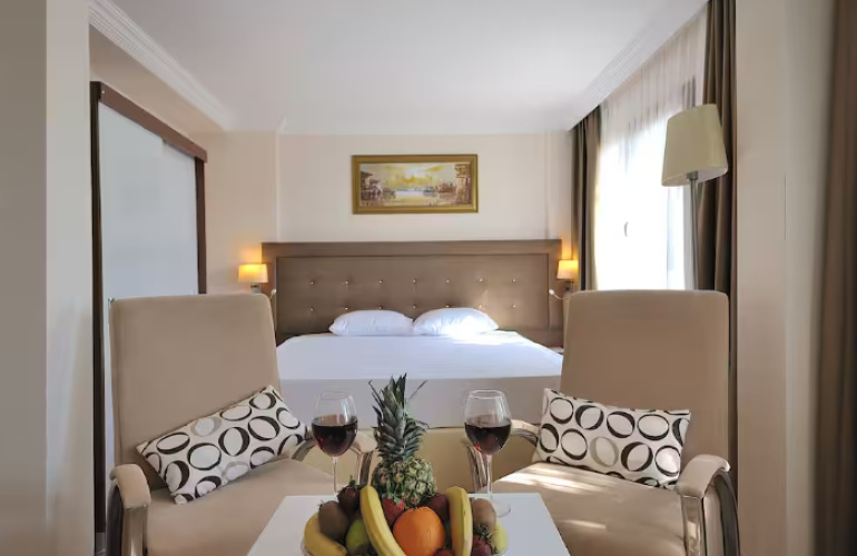 Large Suite