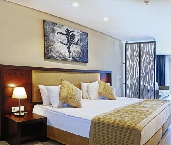 Swim-Up Double room