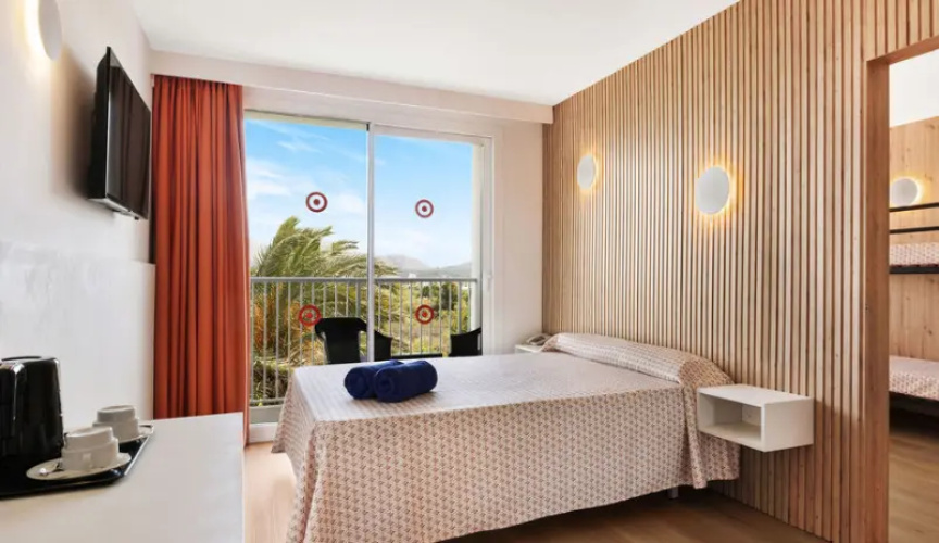 6 Family Suite