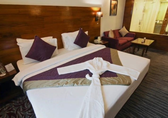 Double Orchid Suite
