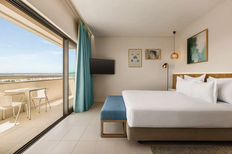 Double Studio Suite with partial sea view
