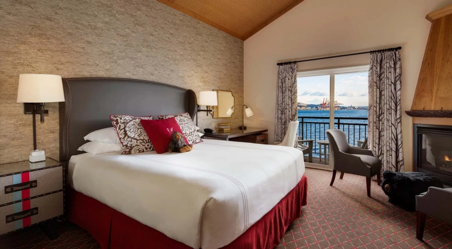 Over-Water Double room with balcony