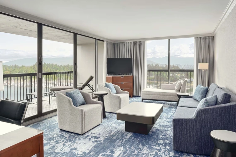 Lanai Double Suite