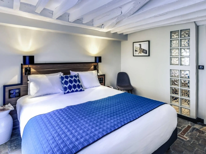 1 Bedroom Opera Duplex Apartment