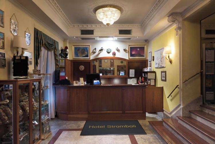 Stromboli Hotel