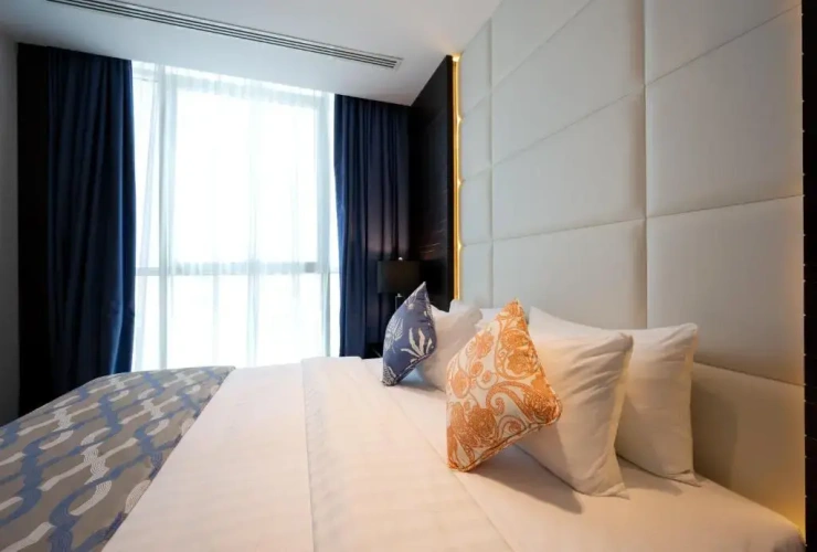 Diplomatic Double Suite