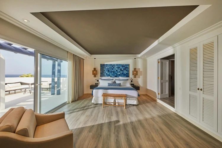 Preferred Club Twin Suite with ocean view