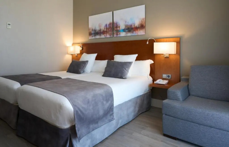 Hotel Puerta de Toledo photo 11