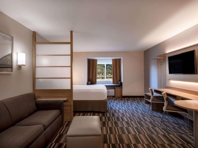Double Suite with lake view