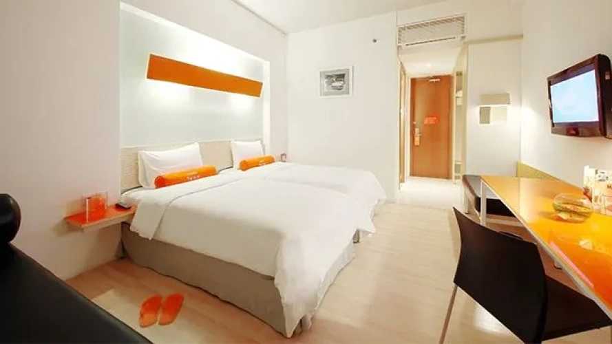 Harris Pool Access Twin room