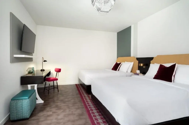 TRYP Twin room