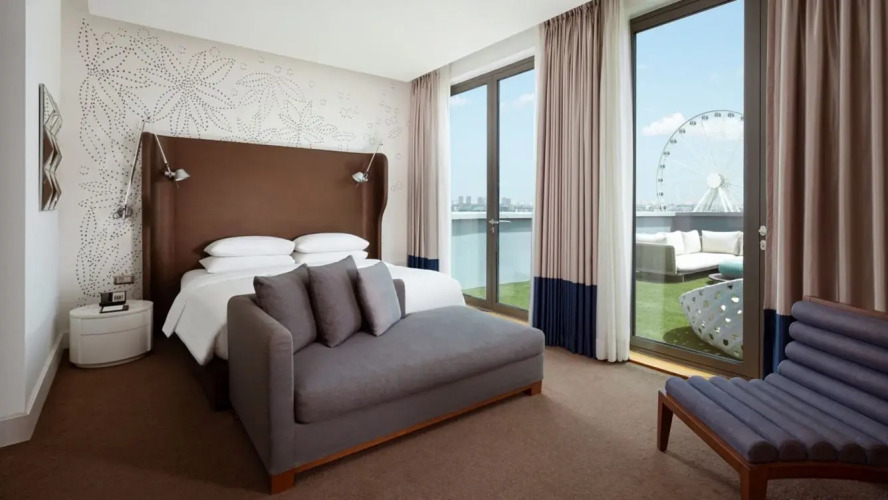 Фотография номера гостиницы Intourist Hotel Baku Autograph Collection