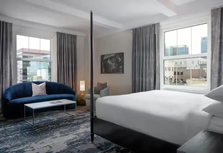 Plaza Luxury Historic Pantlind Double Suite