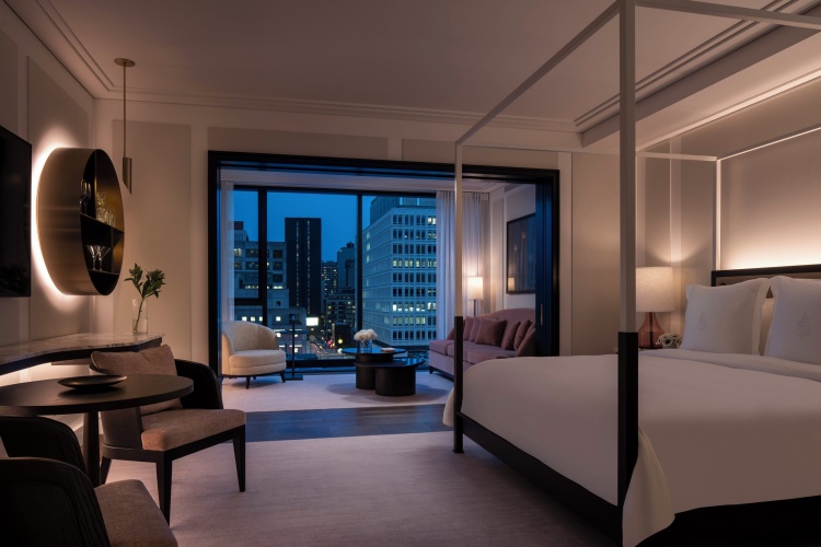 Four Seasons Executive Double Suite