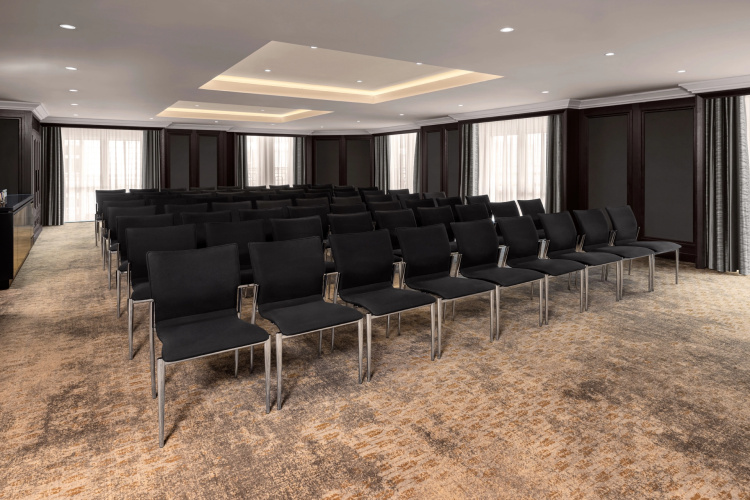 Hilton Vienna Plaza photo 32