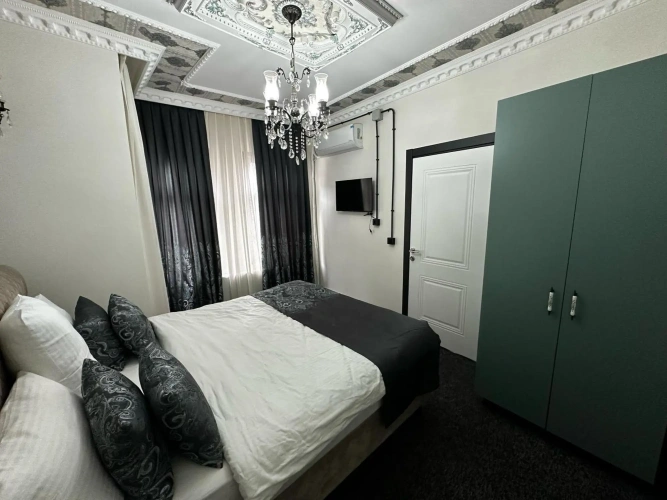 Deluxe Suite
