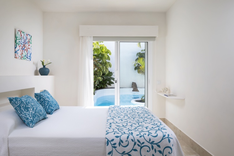 Premier Garden Villa