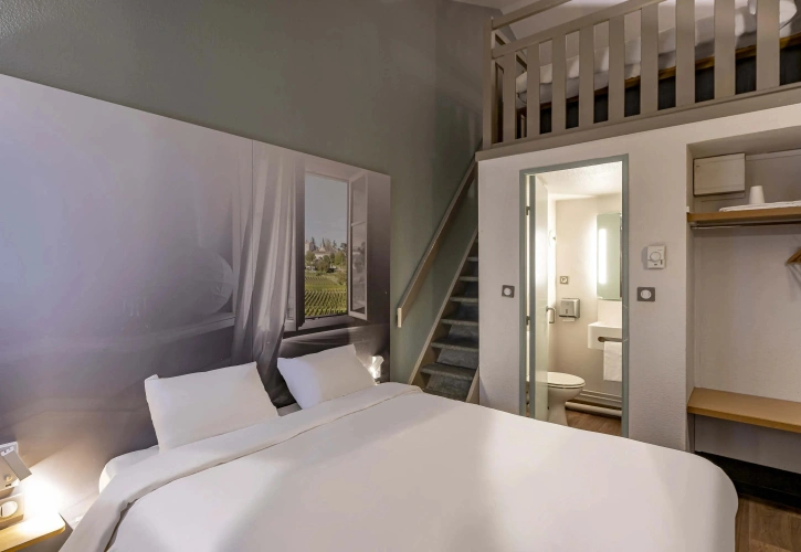 Quadruple room