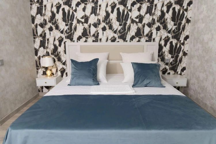 2 Bedrooms No. 10 Double Suite with balcony