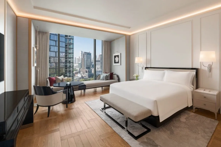Double Club room