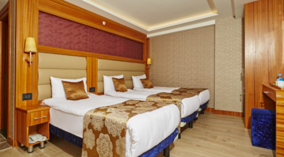 Triple room