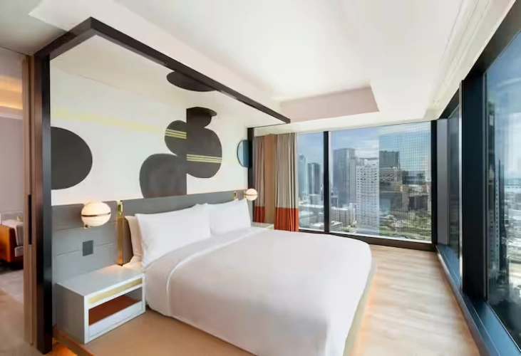 Canopy Corner Double Suite